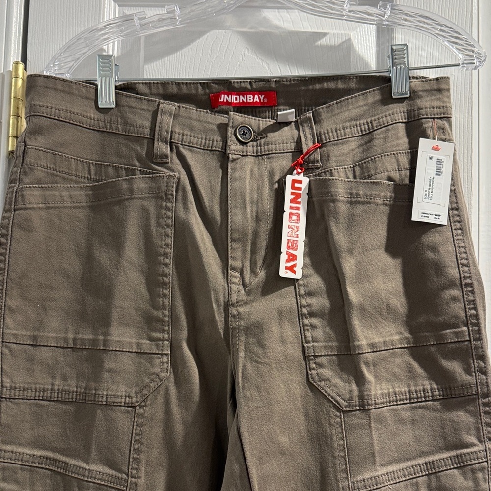 UNIONBAY Woman’s Brown Cargo Pants